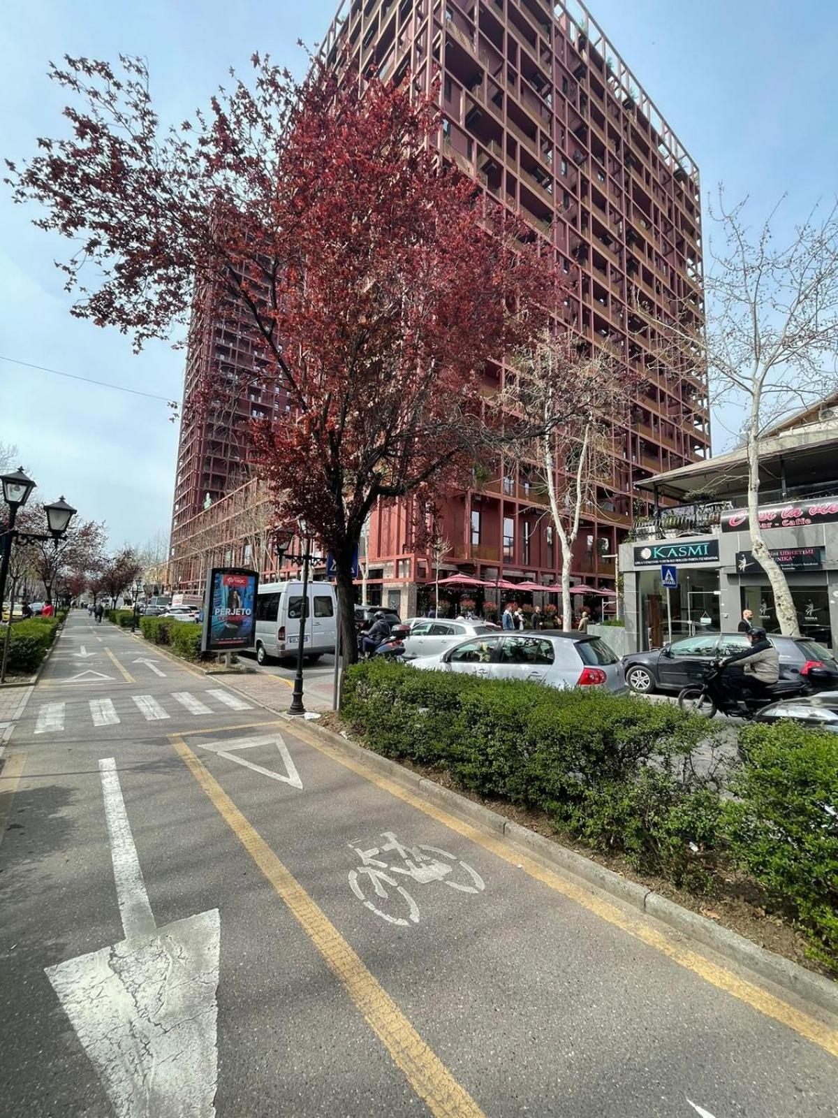 Garden Building Luxury Apartment Tirana Exterior foto